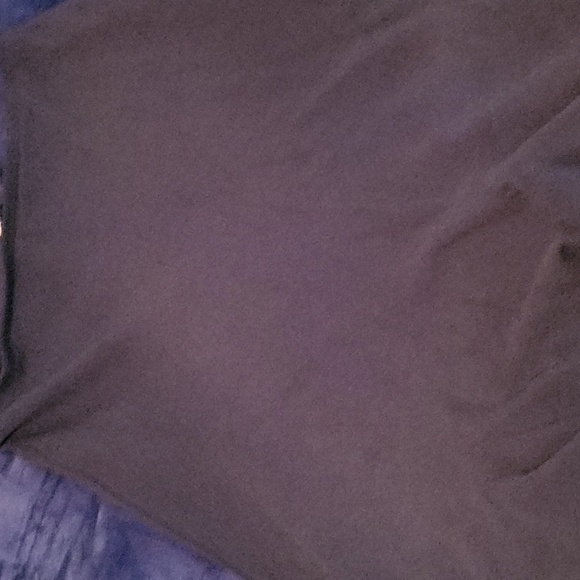 black skirt - Picture 1 of 2